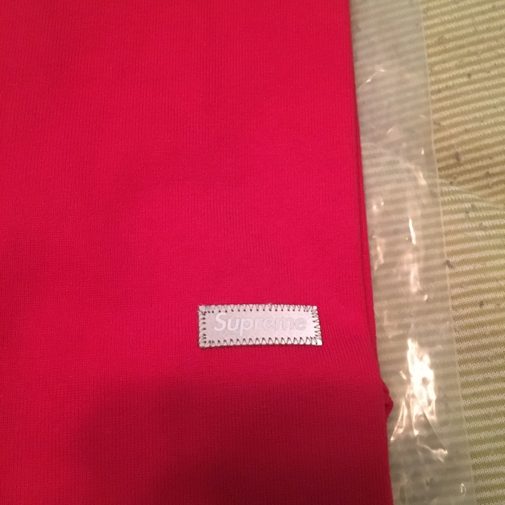 Supreme Reflective Small Box Logo FW18 - Picture 4 of 6